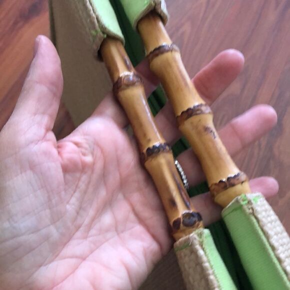 BUZZ by Jane Fox Bamboo handle woven rattan bag. - Picture 2 of 8